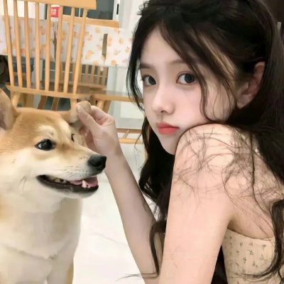 照片中的女孩